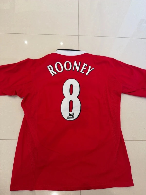 2004/06 Man United revendu avec profit